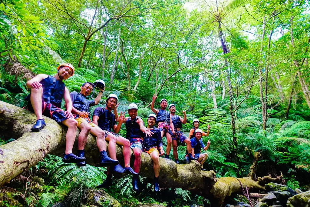 やんばる　キャニオニング　渓流