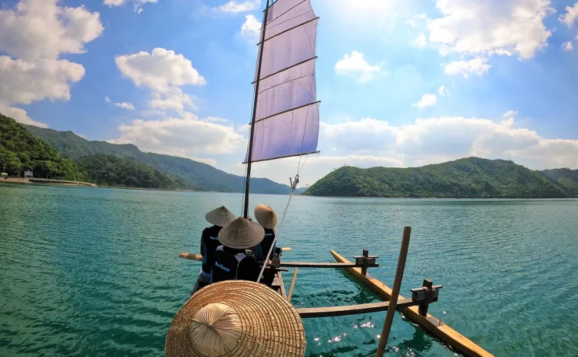 やんばる　サバニ　帆かけサバニ